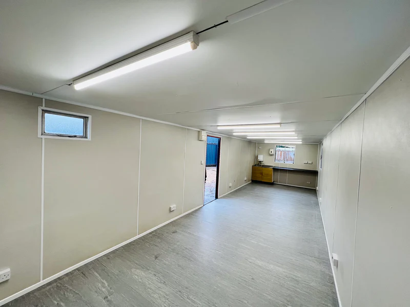 Bürocontainer mit Kantine und Küchenzeile , Ansicht 2