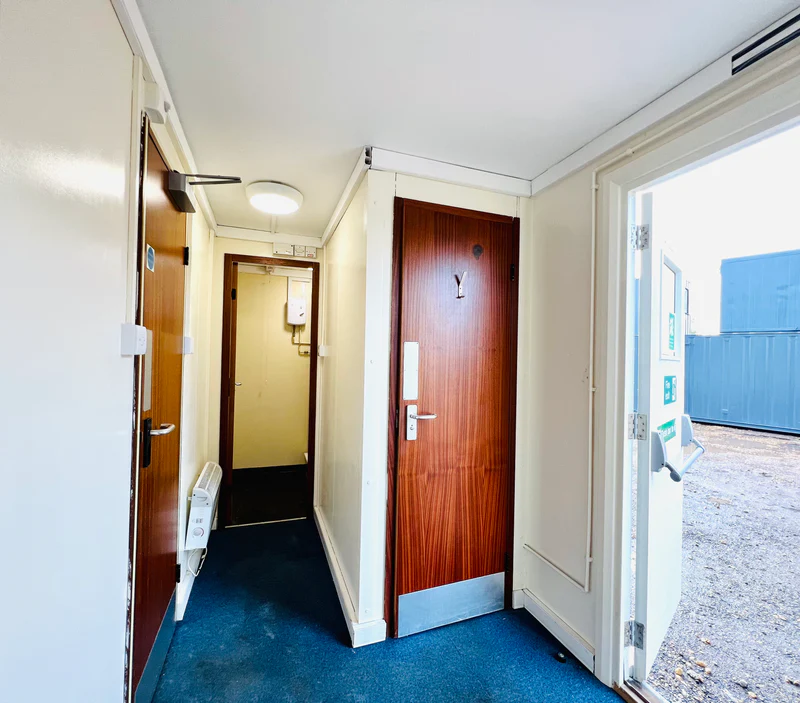 Sanitärcontainer mit Umkleide (Damen/Herren) , Ansicht 3