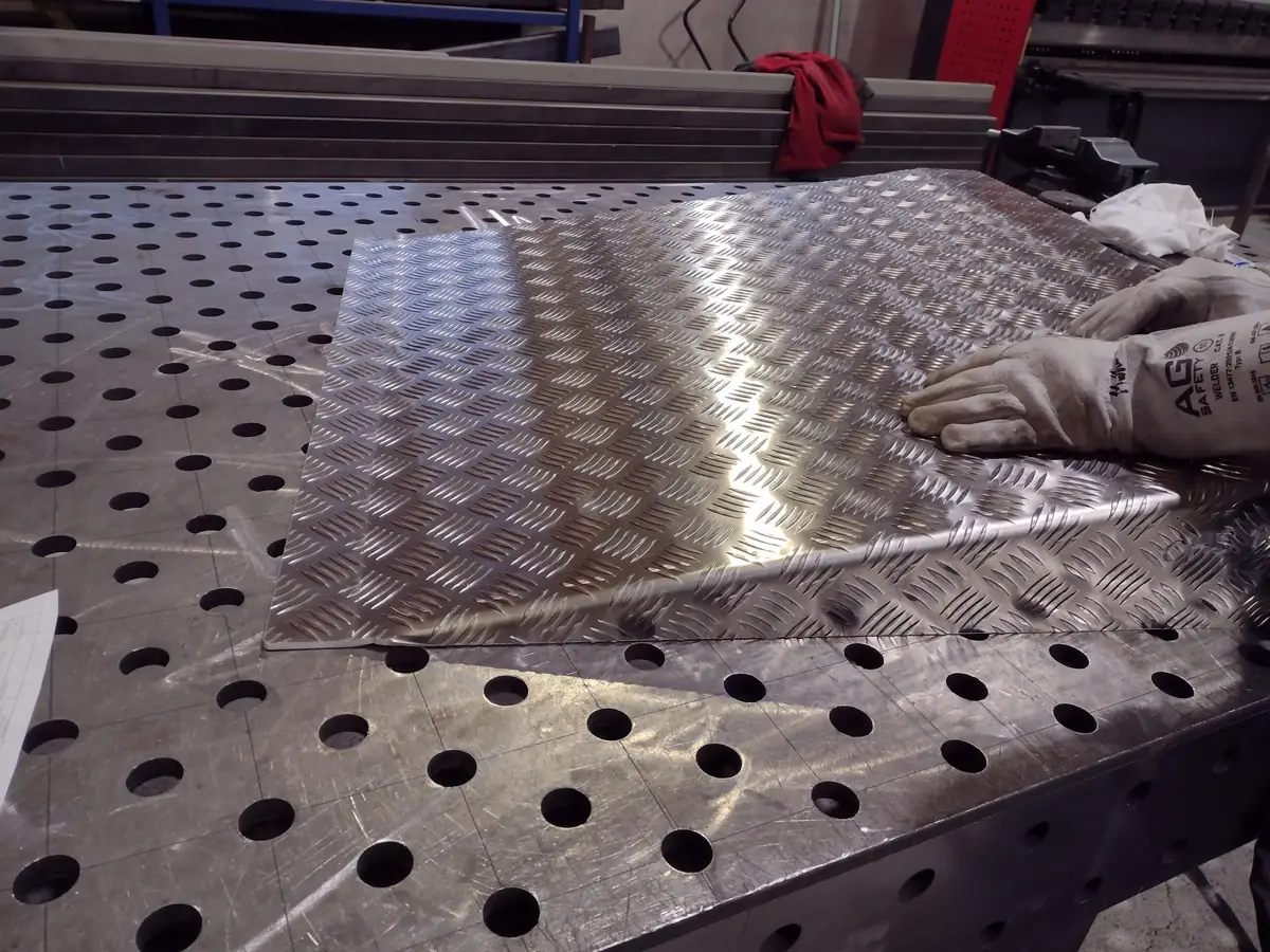 Shipping Container Ramps (Aluminium) , view 3